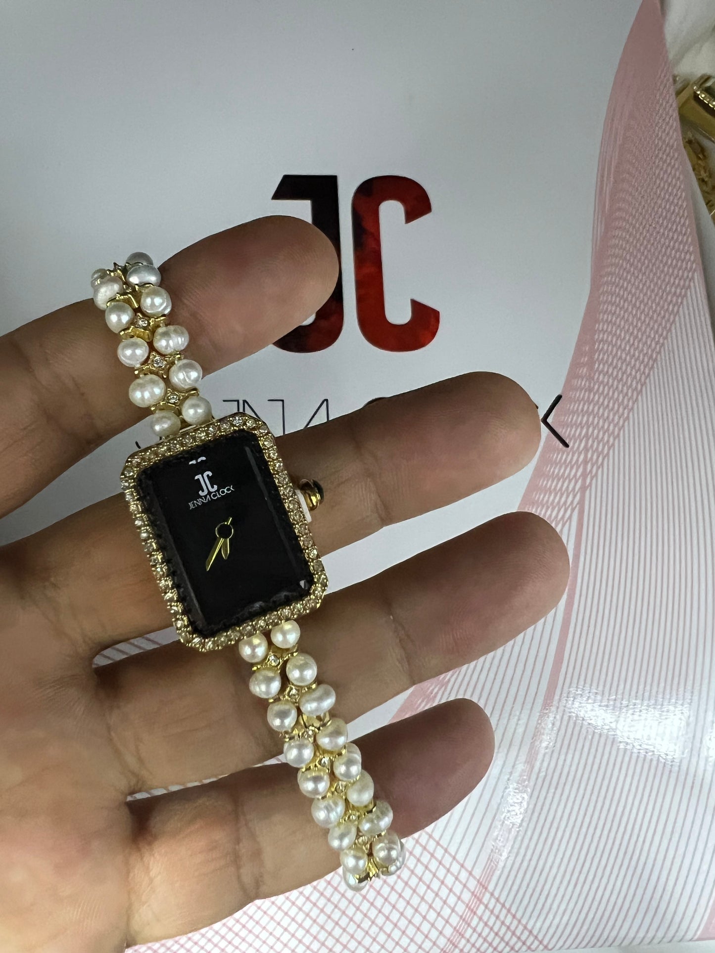 Montre en perles naturelles