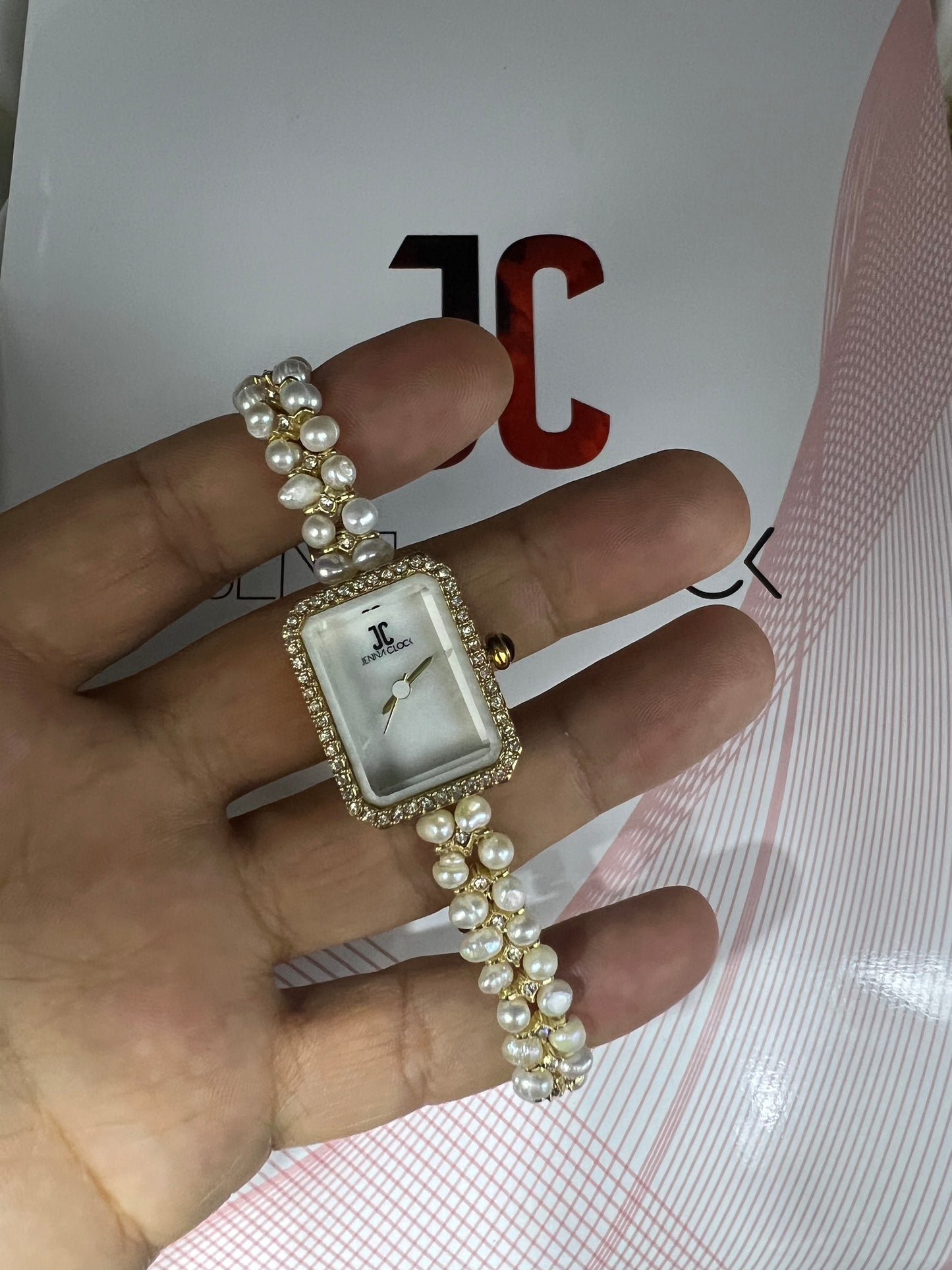 Montre en perles naturelles